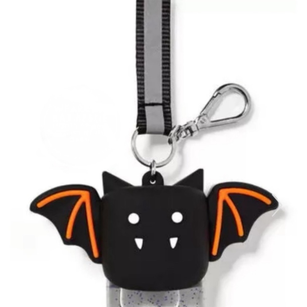 Bath & Body Works Wearable Bat 🦇 Bestie